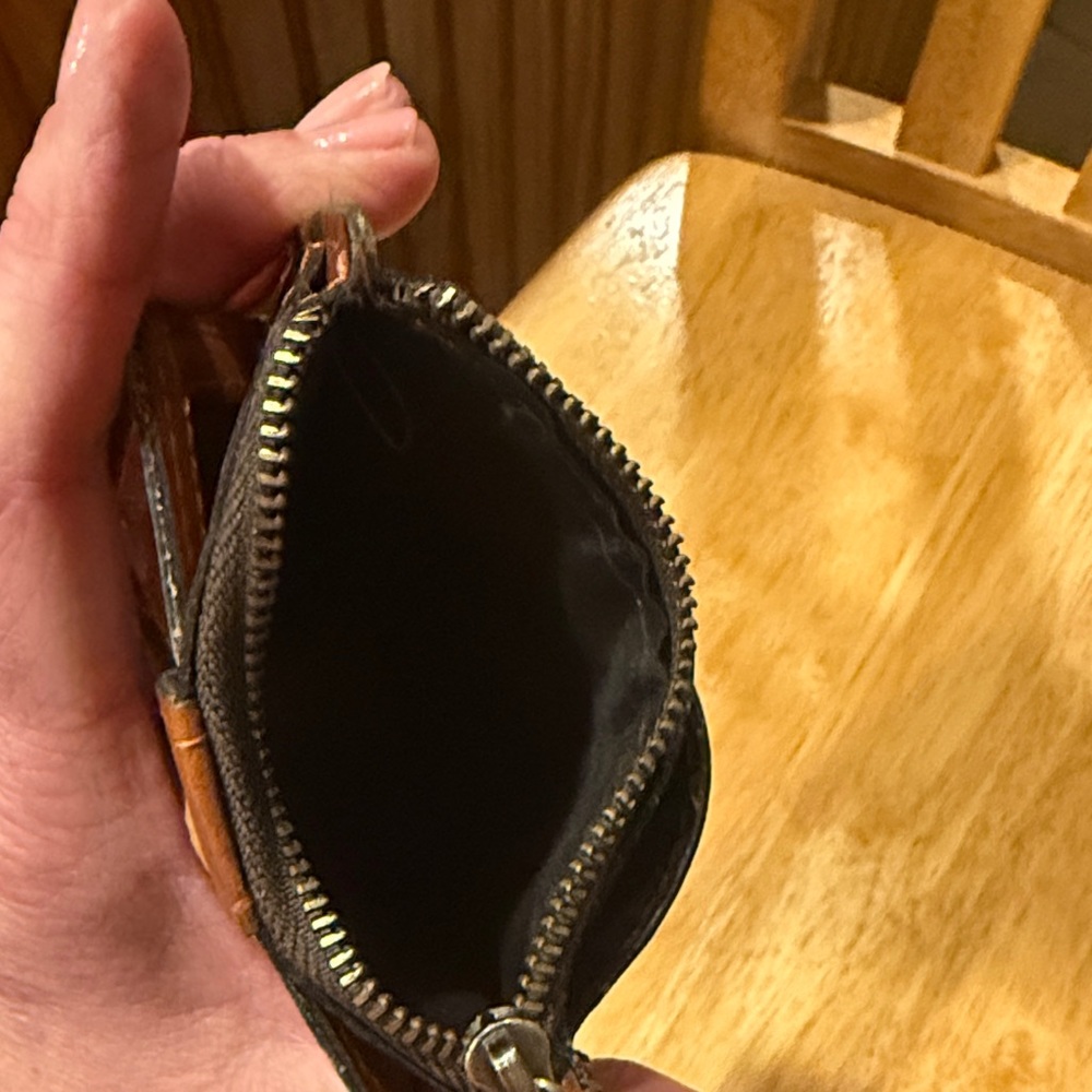 Patricia Nash Card Holder - Picture 4 of 6